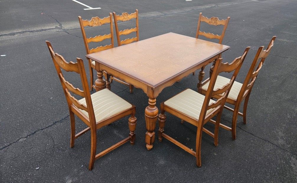 Antique Furniture Located In Mesa