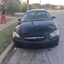 2003 Ford Taurus