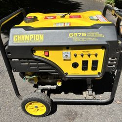 Champion 5500 Running Watt / 6875 Starting Watt Generator – Starts First Pull – Excellent Condition