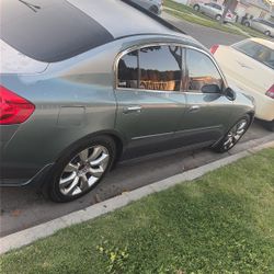 Infiniti G35 