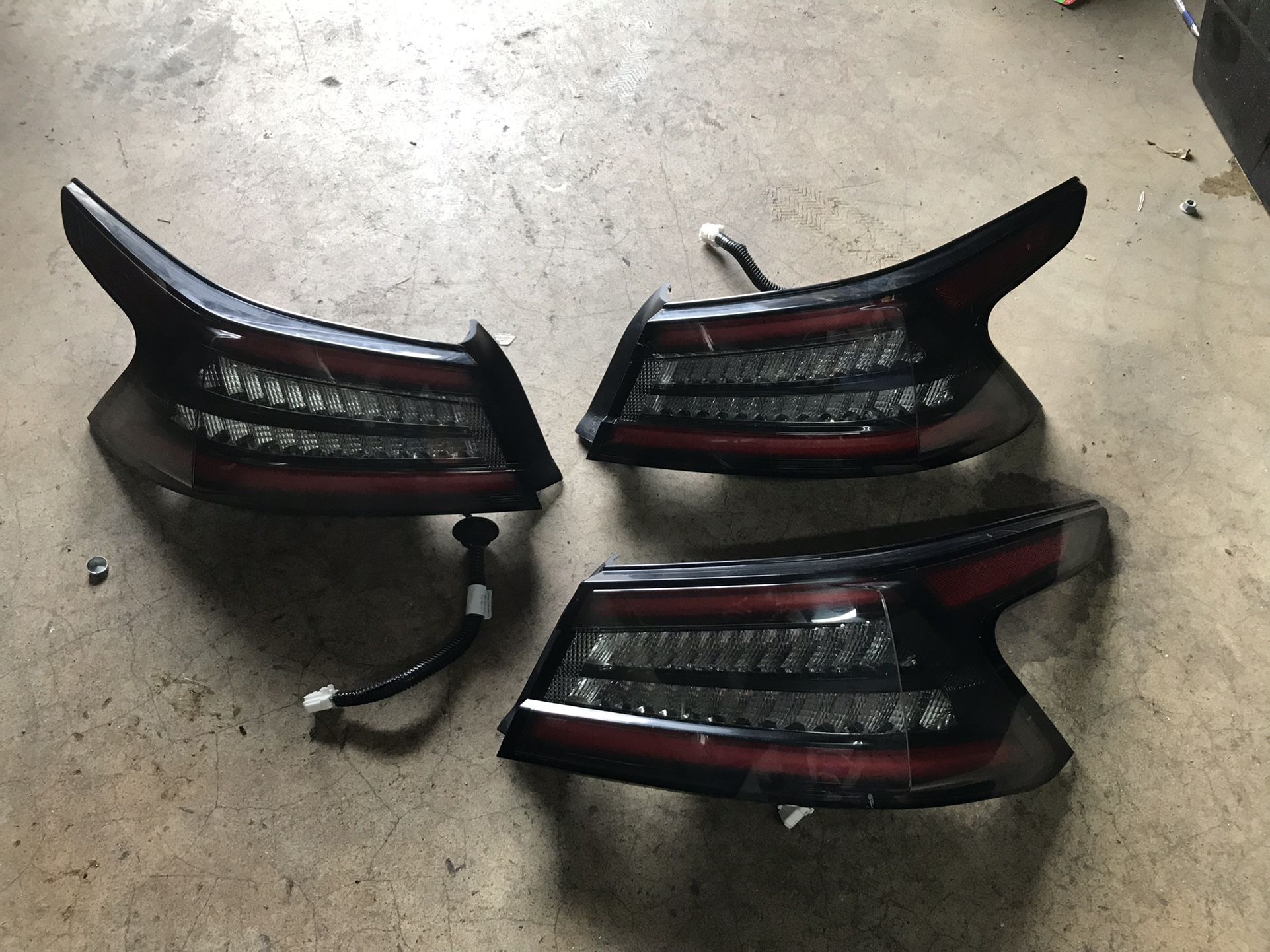 2019-2023 Nissan Maxima Rear Left and  Right Quarter Tail Light