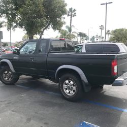 2000 Nissan Frontier Truck --New Engine /PARTSn