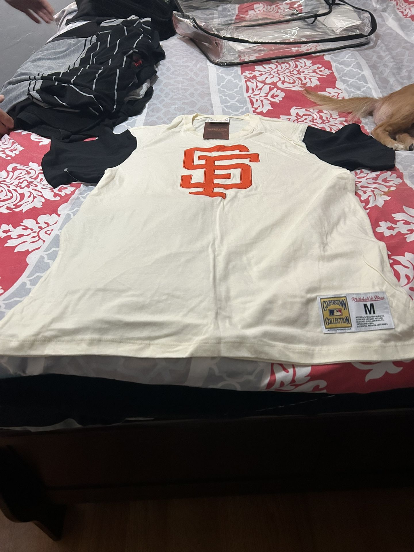 Mitchell & Mess T-shirt