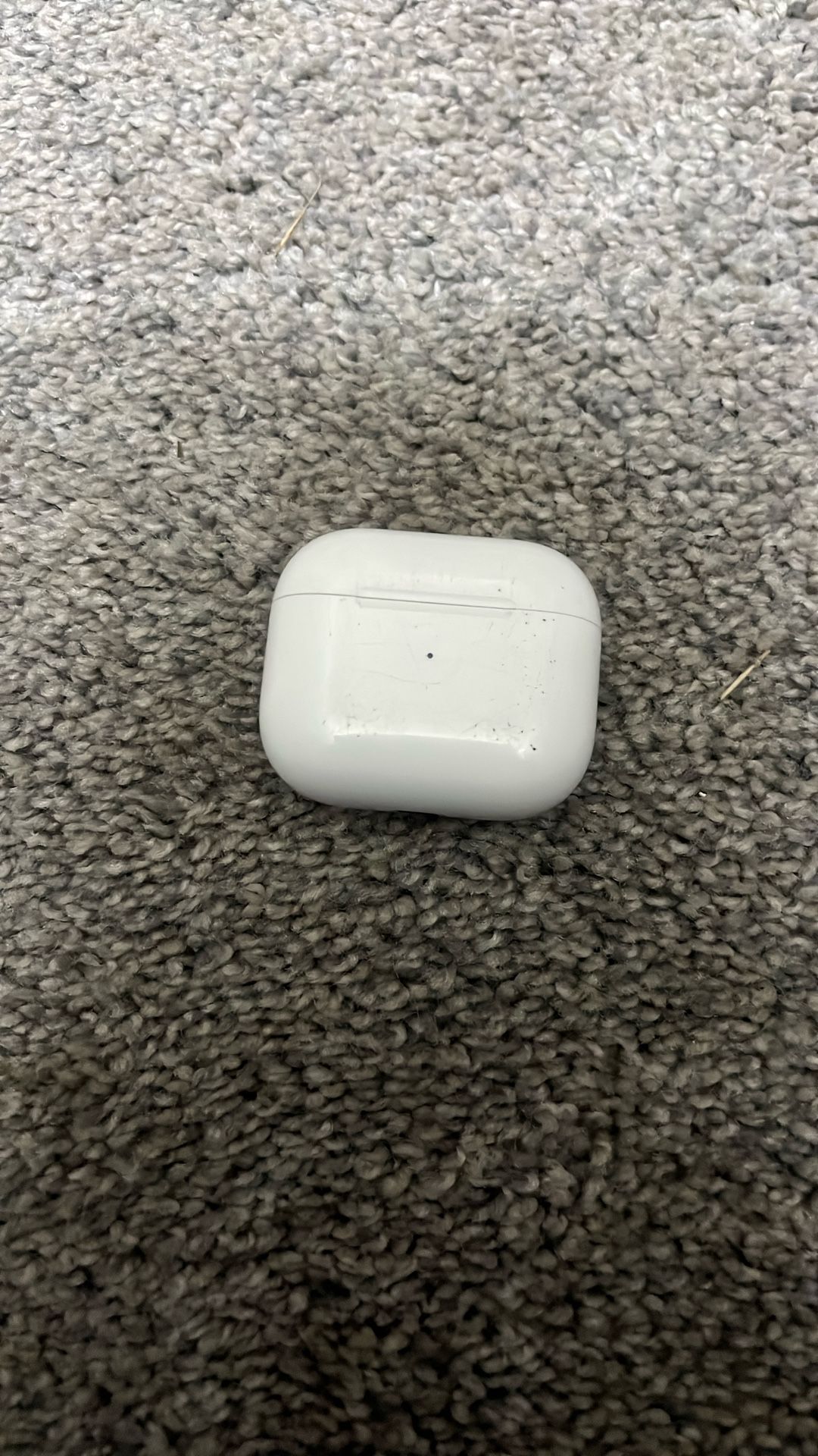 Used AirPod 3 Case 