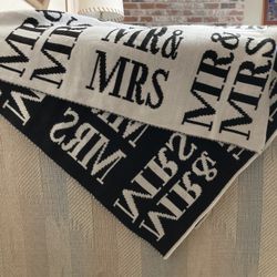 MR & MRS BRIDE AND GROOM WEDDING BLANKET