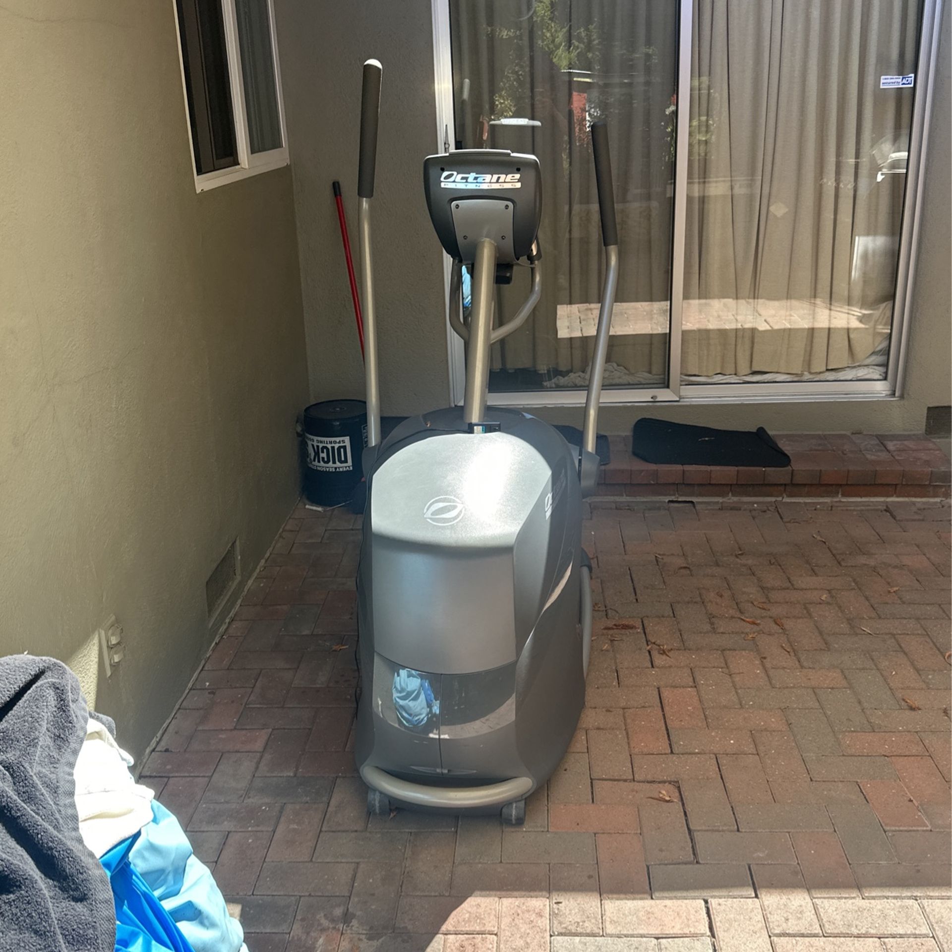 Octane Elliptical Fitness