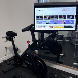 Peloton Bike