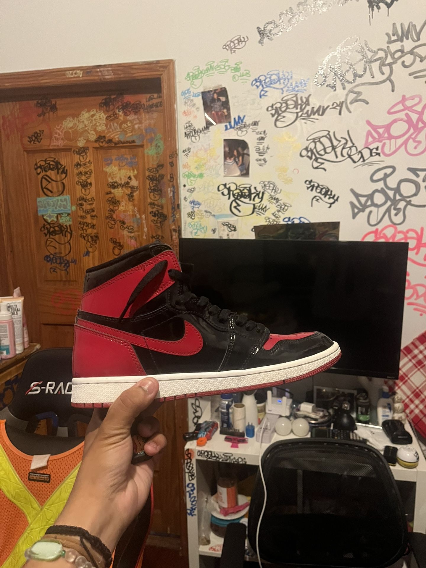 Jordan one retro high OG patent bred size 6