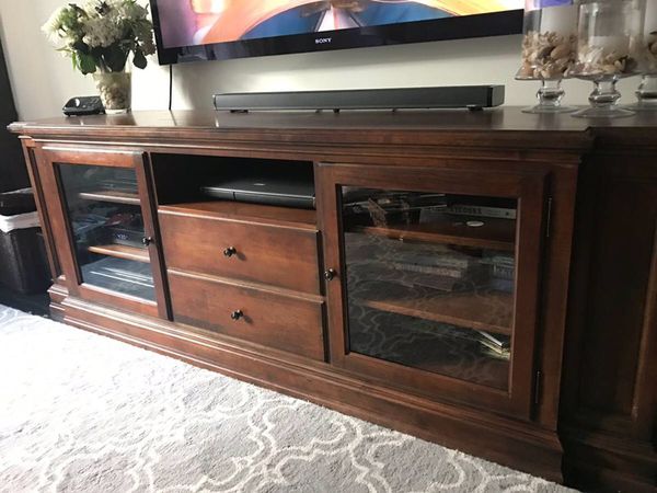 Ethan Allen Cambridge Media Cabinet For Sale In New York Ny Offerup