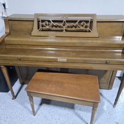 Wurlitzer Consol Piano