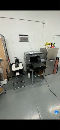 DTG PRINTER & HEAT PRESS FOR SALE  brand new not used , paid 15k asking 9k asking for $1700 today By 5:30 cash & rest tomorrow cash