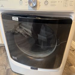 GE Gas Dryer W/ Stream Feature