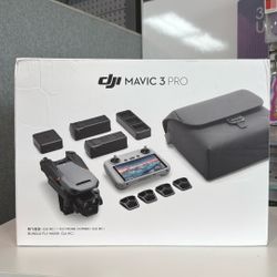DJI MAVIC 3 Pro Fly More Combo