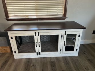 Dog Crate/ Tv Stand.