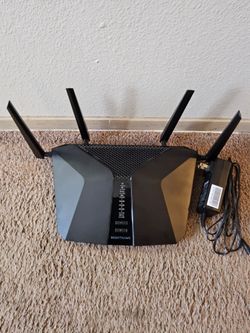 NETGEAR Nighthawk AX5400 WiFi 6 Router (RAX50) - Great Condition