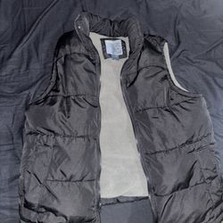 Boys Black puffer Vest