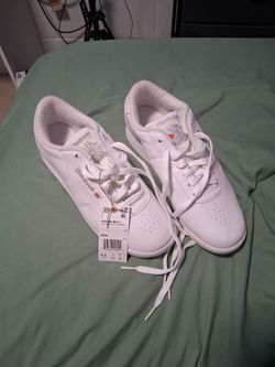 Reebok sneakers size 9.5