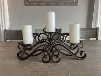 Gorgeous Two Rows Of Iron Material Centerpiece
