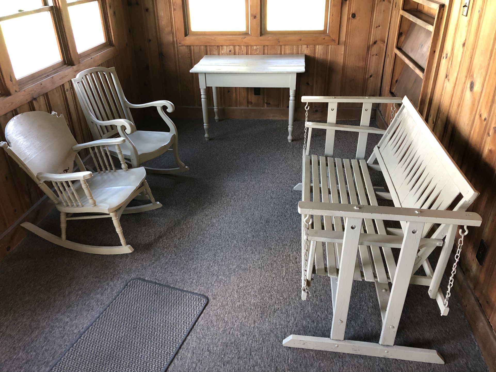 Patio picnic furniture 3-piece set 2 Rocking chairs And One table