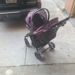 GRACO.  stroller With  Carseat  Only Used A Few Times