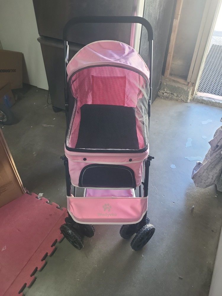 PET STROLLER