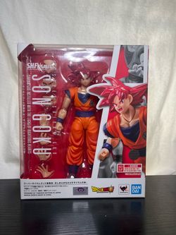 S.H. Figuarts Super Saiyan God Son Goku Figure