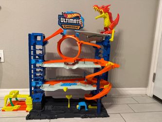 Hot Wheels  Ultimate Garage