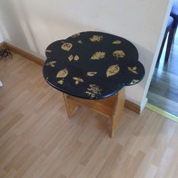 Vintage Drop Leaf Side Table With Small Shelf