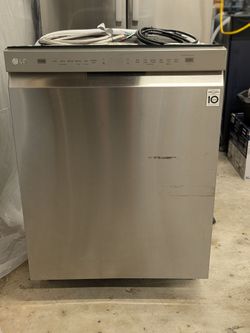 NEW  LG Dishwasher with Stainless Steel Tub