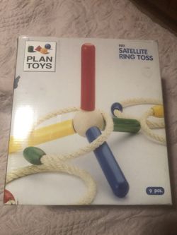 Wooden ring toss game