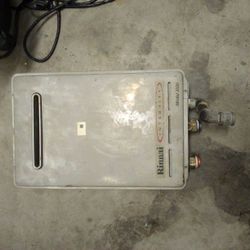 Rinnai Tankless Water Heater 