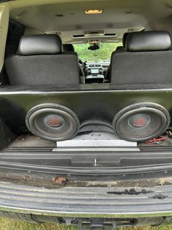 12 Inch Massive Subs And Amps