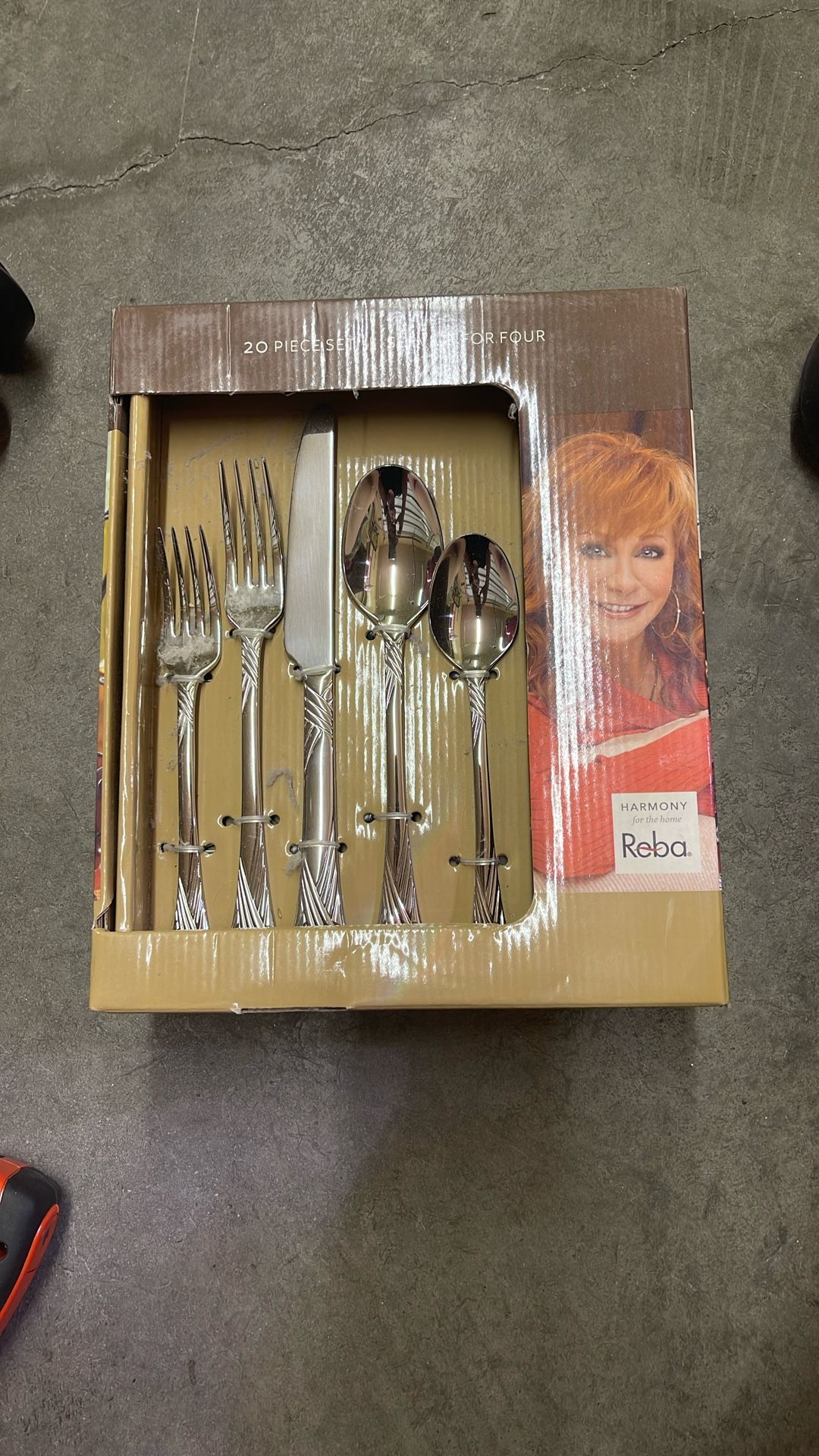 New Silverware Set