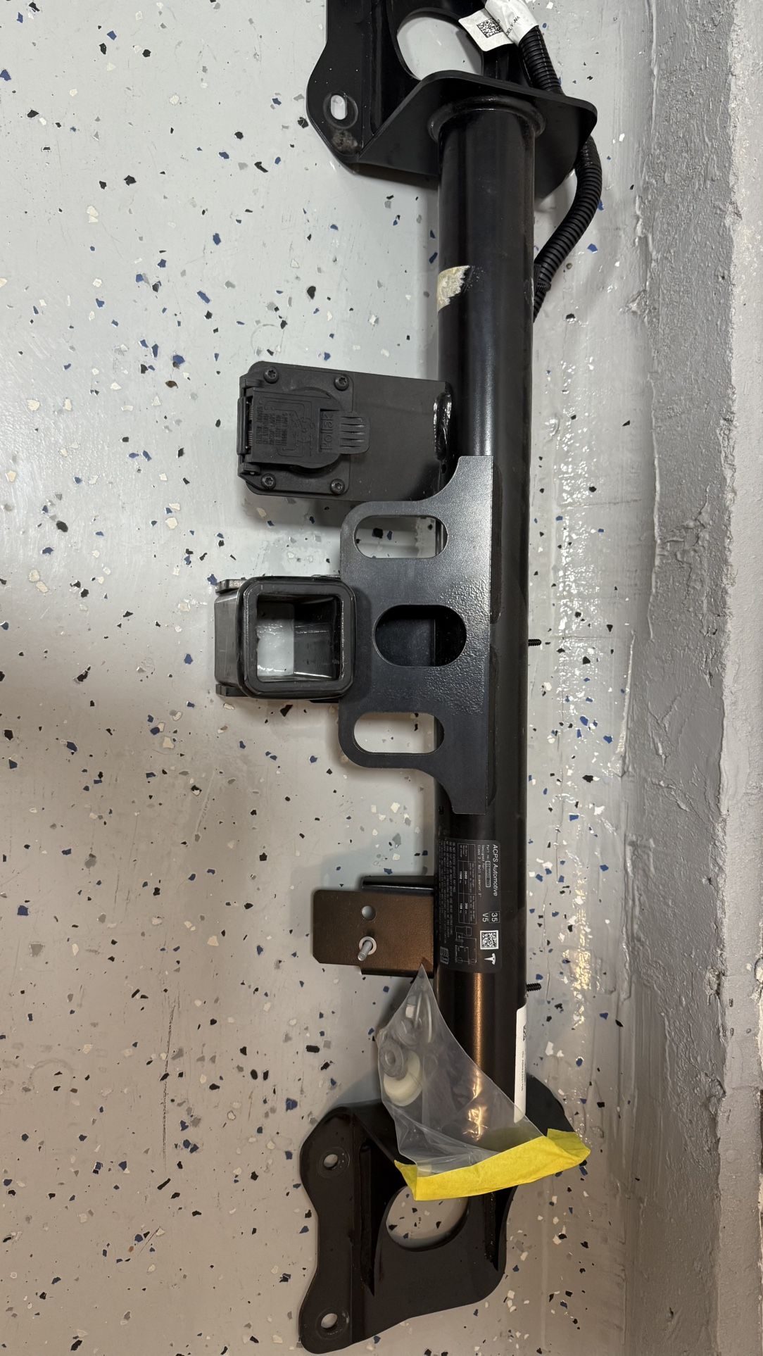 Tesla Model Y - OEM Original Trailer Hitch