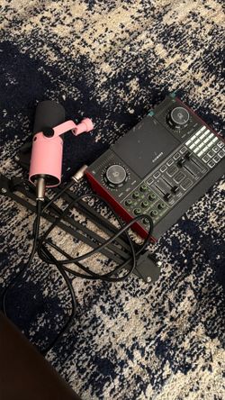 G10 mixer and microphone