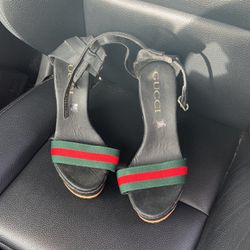 6 US Women Heels 👠 NEW Gucci 