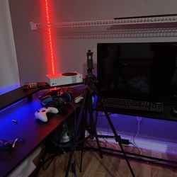 onn Smartphone Tripod