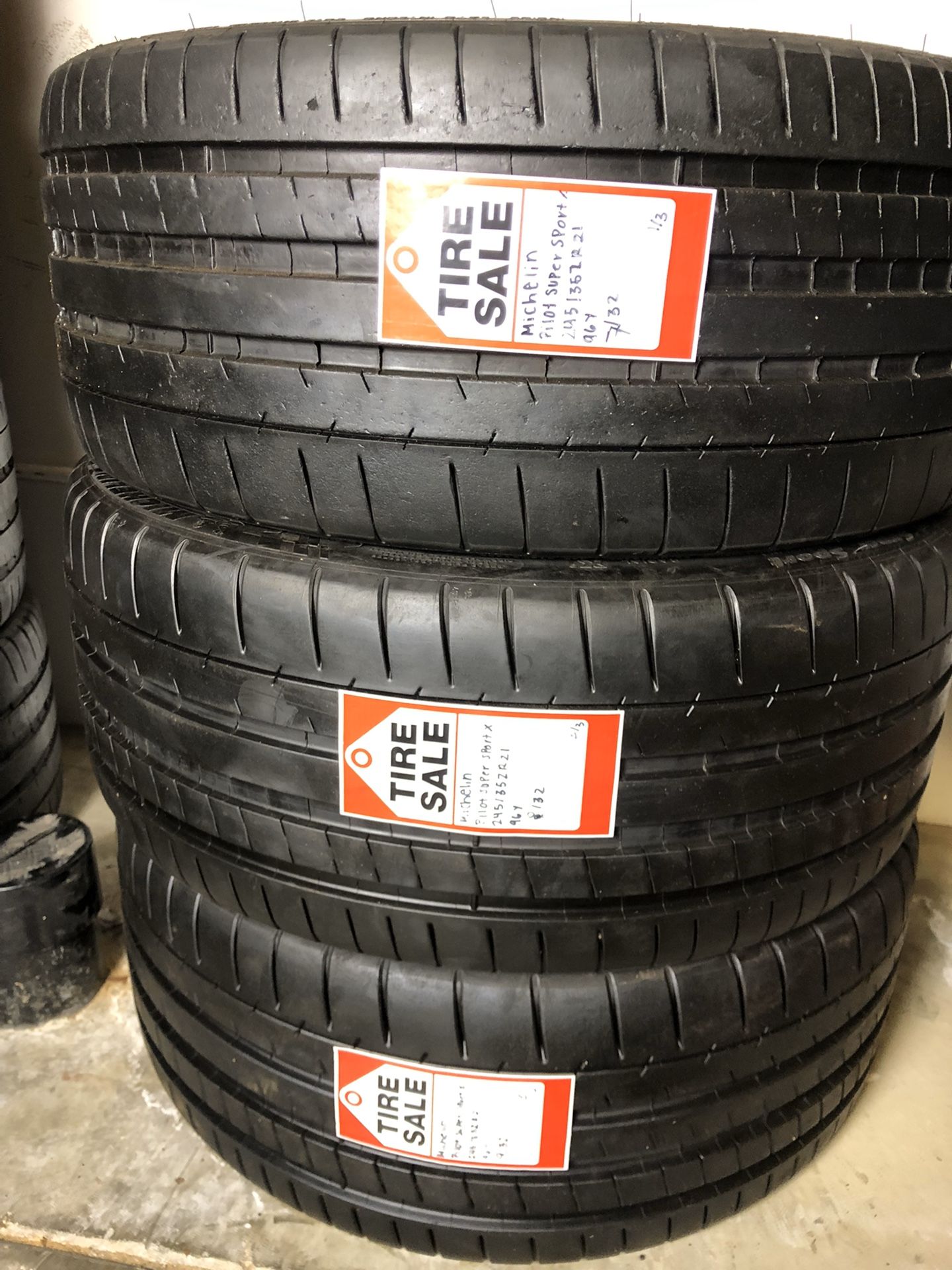 Michelin Pilot Super Sports 245/35zr21