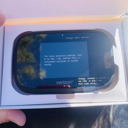 Family Hotspot -  Verizon WIFI Hotspot -Brand New