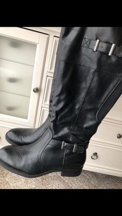 Black boots