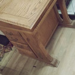 Solid Oak Captains Dest 