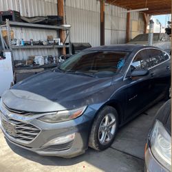 Parting Out! 2020 Chevy Malibu For Parts!