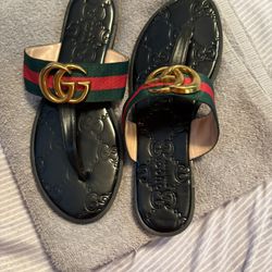 Woman Sandals Size 9 (40) 