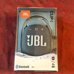 JBL Clip 4 Bluetooth Wireless Speaker Blue