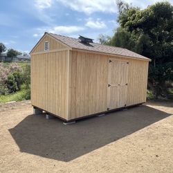 Custom Sheds 