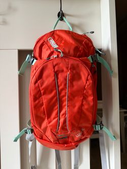 CamelBak L.U.X.E. Hydration Pack used only once like brand new!