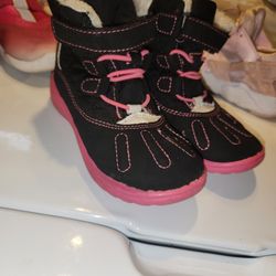 Carters Little Girls Size 8 Boots