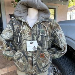 CHAMARRAS IMPERMEABLES Y CALIENTITAS DIFERENTES TALLAS WATERPROOF JACKETS HOODIES AND MORE 