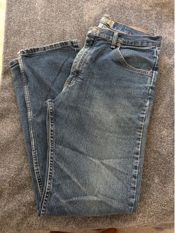Men's Wrangler Authentics Blue Jeans (34x32)