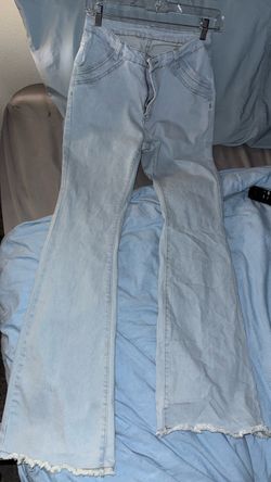 SHEIN lightwash bootleg jeans